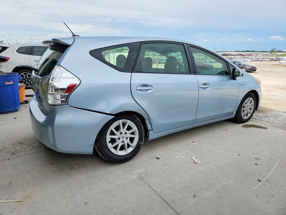Photo 3 from auction – 2013 TOYOTA PRIUS V with VIN JTDZN3EU0D3234522