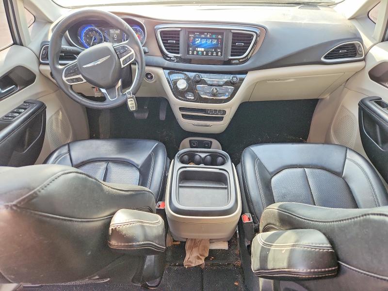 Photo 8 from auction – 2021 CHRYSLER VOYAGER with VIN 2C4RC1DG5MR543545