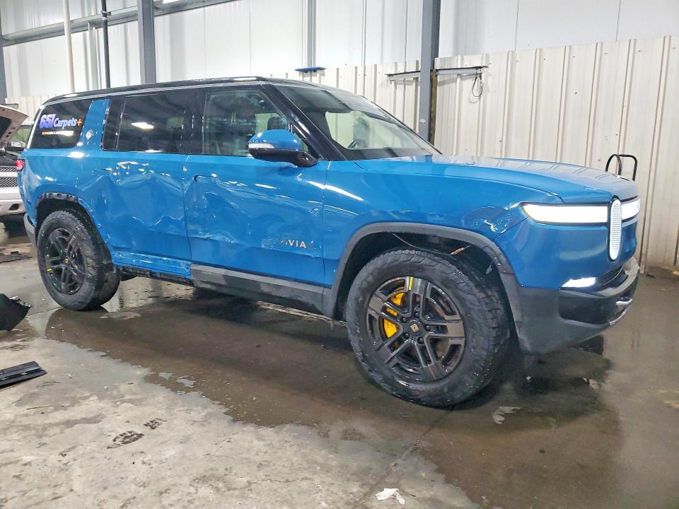Снимка 4 от търг – 2023 RIVIAN R1S с VIN 7PDSGABA4PN016806