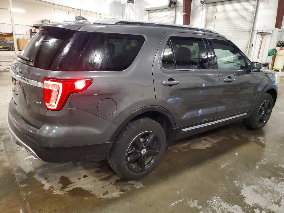 Photo 3 from auction – 2017 FORD EXPLORER with VIN 1FM5K8D84HGD89013