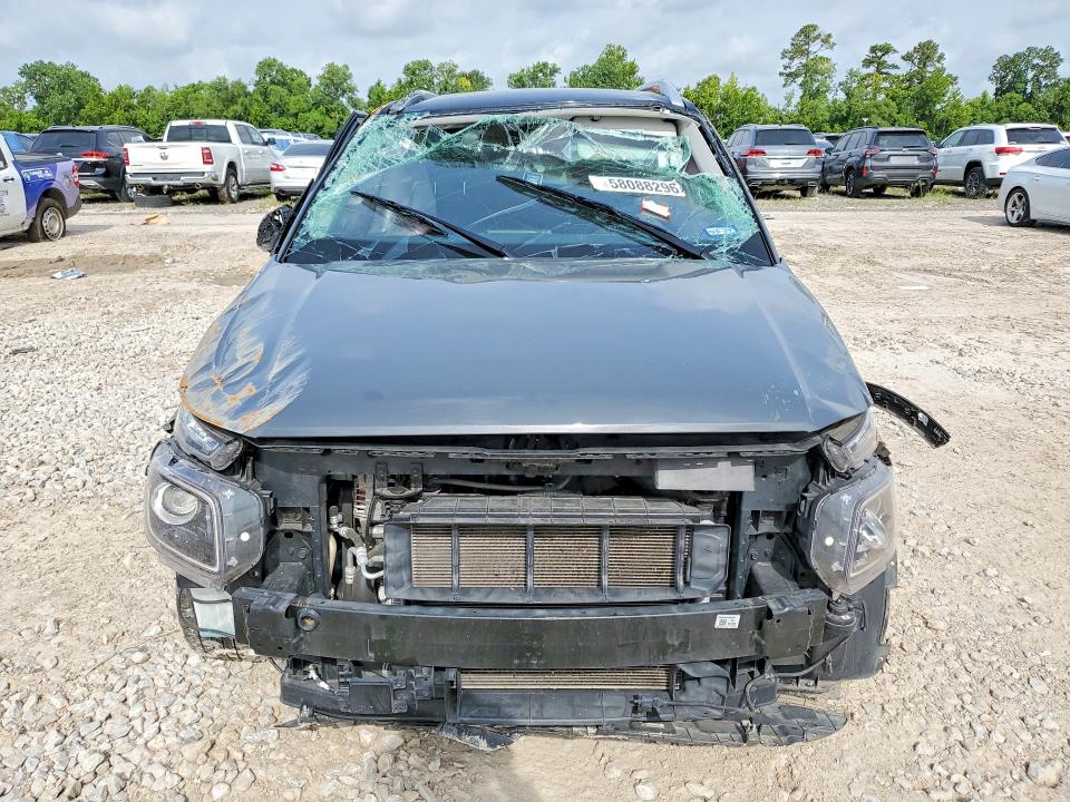 Photo 5 from auction – 2024 HYUNDAI VENUE with VIN KMHRC8A32RU307399