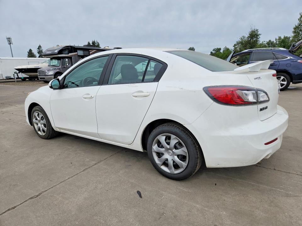 Photo 2 from auction – 2013 MAZDA 3 with VIN JM1BL1TG9D1810113