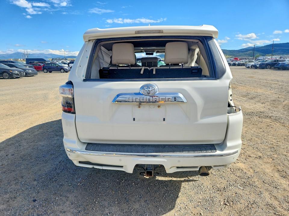 Photo 6 from auction – 2015 TOYOTA 4RUNNER with VIN JTEBU5JR1F5224750