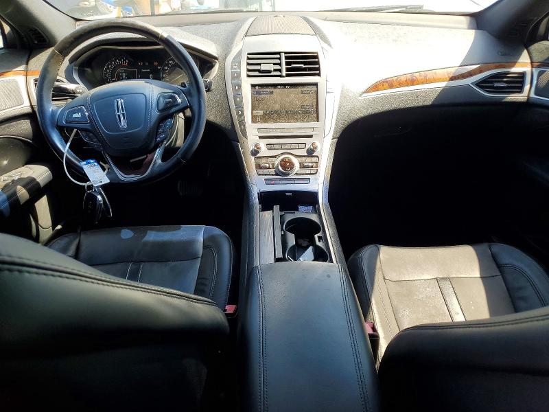 Zdjęcie 8 z aukcji – 2017 LINCOLN MKZ z VIN 3LN6L5C93HR614573