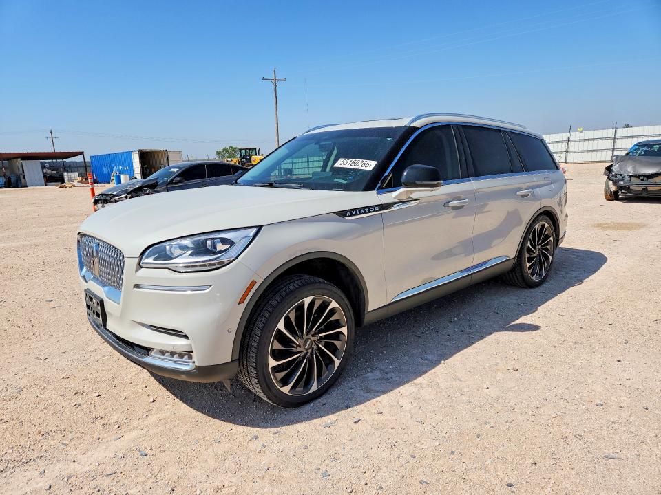 LINCOLN AVIATOR 2024 with VIN 5LM5J7XC3RGL01001 - Photo from auction