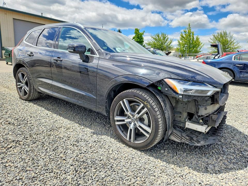 Zdjęcie 4 z aukcji – 2018 VOLVO XC60 z VIN LYVA22RK2JB087662