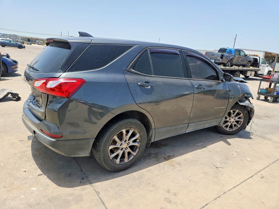 Photo 3 from auction – 2018 CHEVROLET EQUINOX with VIN 3GNAXREV7JS534865
