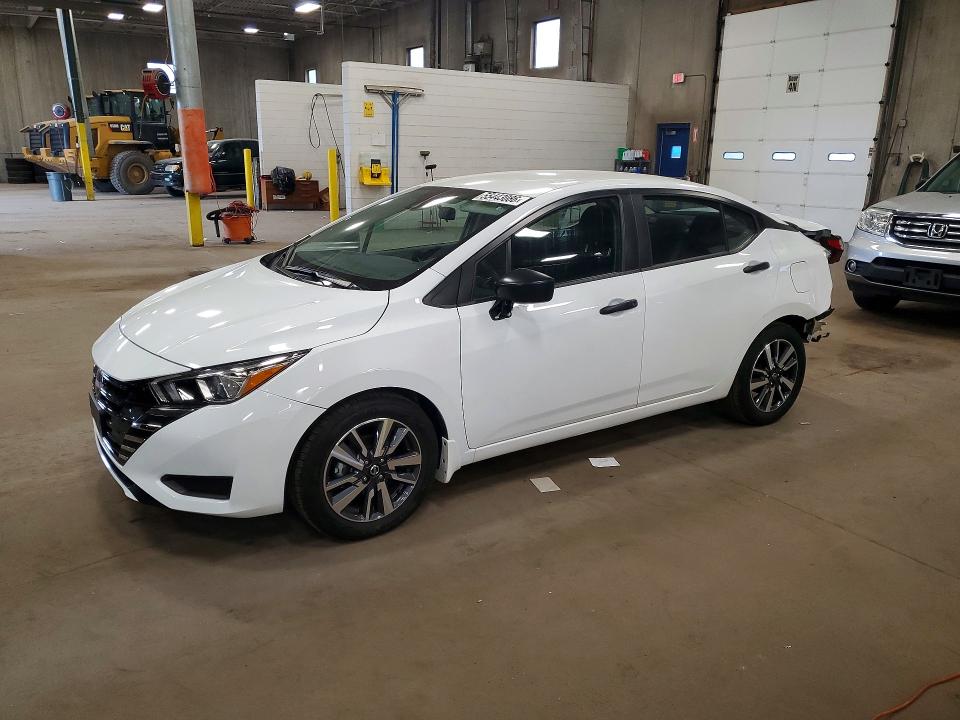 NISSAN VERSA 2024 with VIN 3N1CN8DV5RL917165 - Photo from auction