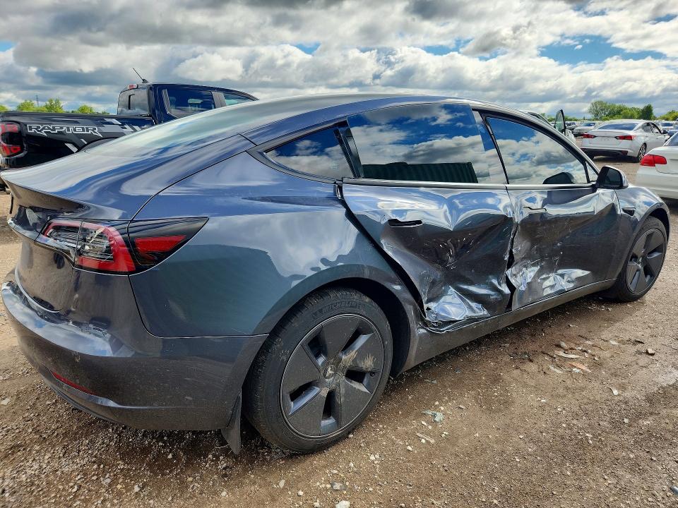 Photo 3 from auction – 2023 TESLA MODEL 3 with VIN 5YJ3E1EA6PF579044
