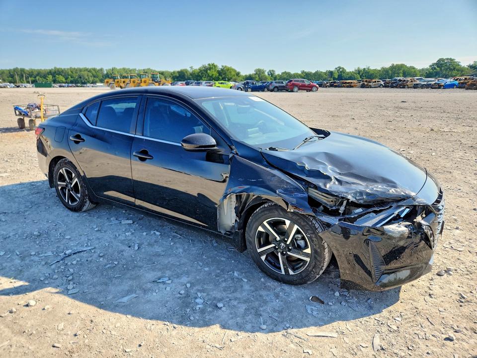 Photo 4 from auction – 2024 NISSAN SENTRA with VIN 3N1AB8CV2RY310015