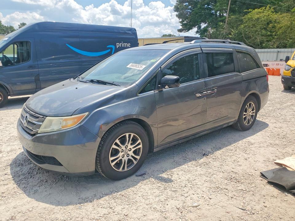 HONDA ODYSSEY 2011 with VIN 5FNRL5H67BB065968 - Photo from auction
