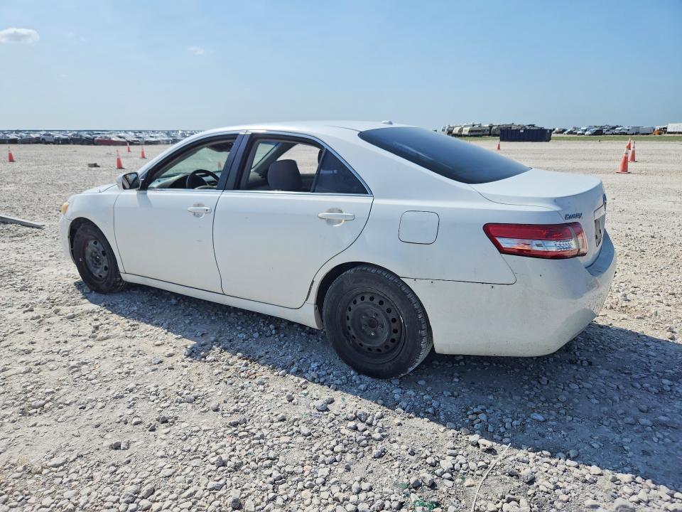 Photo 2 from auction – 2010 TOYOTA CAMRY with VIN 4T1BF3EK5AU568818