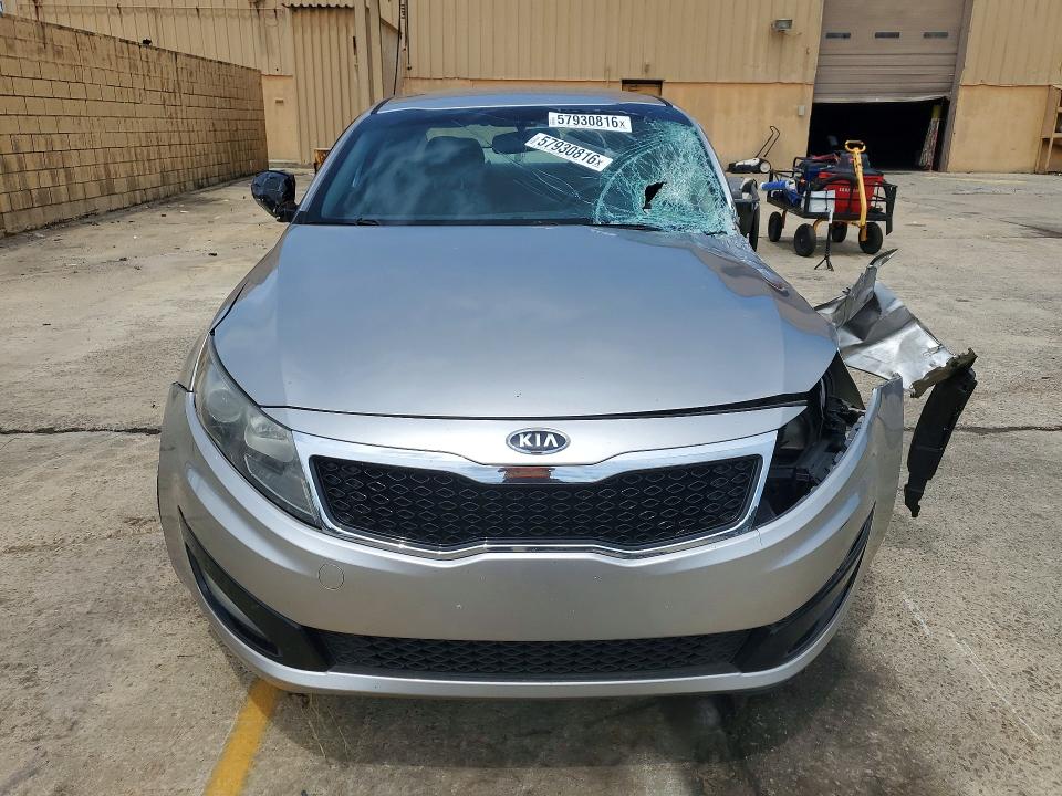 Photo 5 from auction – 2012 KIA OPTIMA with VIN KNAGM4A71C5276715