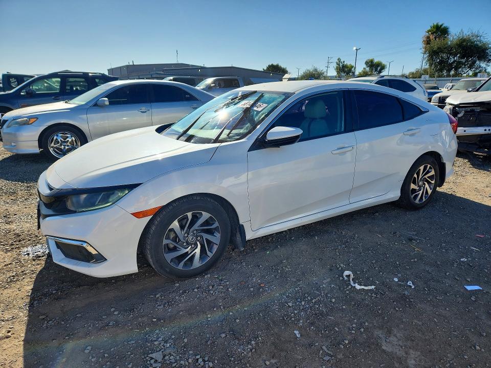 HONDA CIVIC 2019 with VIN 19XFC2F66KE210508 - Photo from auction