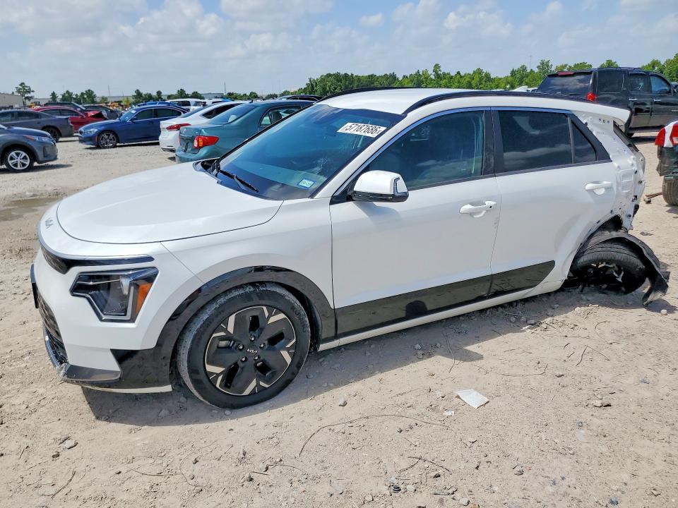 2024 KIA NIRO