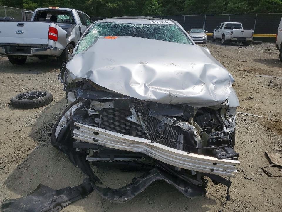 Photo 5 from auction – 2022 TOYOTA COROLLA with VIN 5YFHPMAE6NP278575