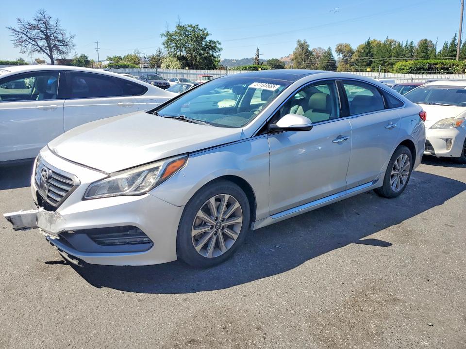 HYUNDAI SONATA 2016 with VIN 5NPE34AF1GH297834 - Photo from auction