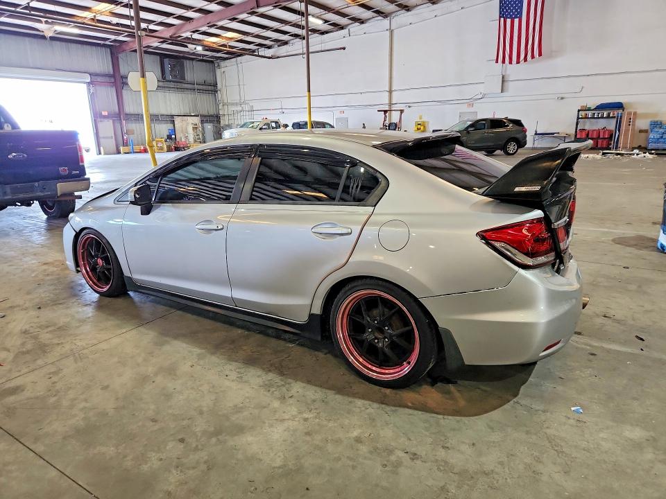 Photo 2 from auction – 2014 HONDA CIVIC with VIN 19XFB2F59EE231495