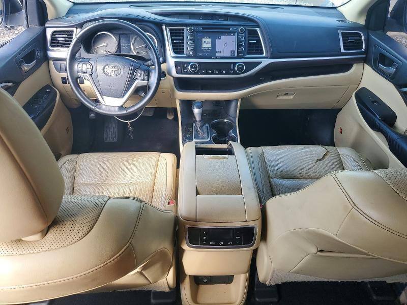 Photo 8 from auction – 2015 TOYOTA HIGHLANDER with VIN 5TDYKRFH9FS066955