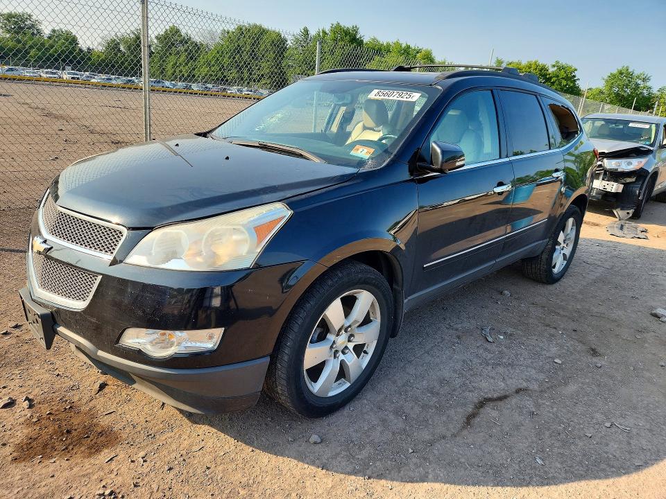 CHEVROLET TRAVERSE 2011 with VIN 1GNKVLED1BJ408180 - Photo from auction