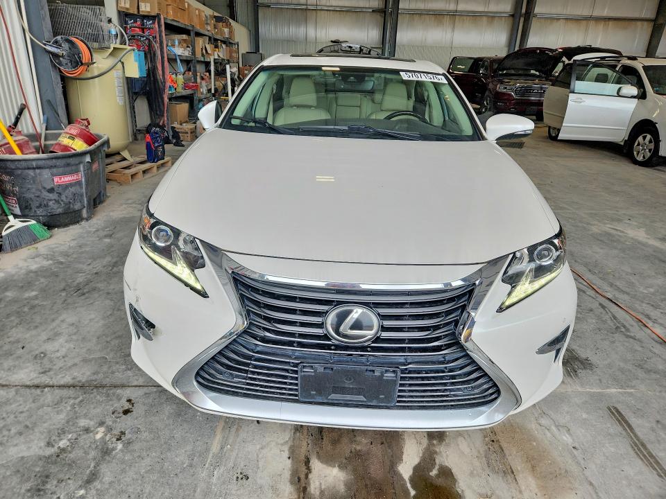 Photo 5 from auction – 2017 LEXUS ES with VIN 58ABK1GG0HU077553