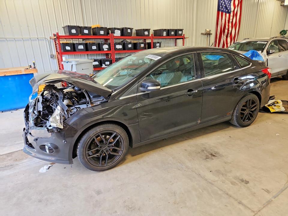 FORD FOCUS 2013 with VIN 1FADP3J25DL107571 - Photo from auction