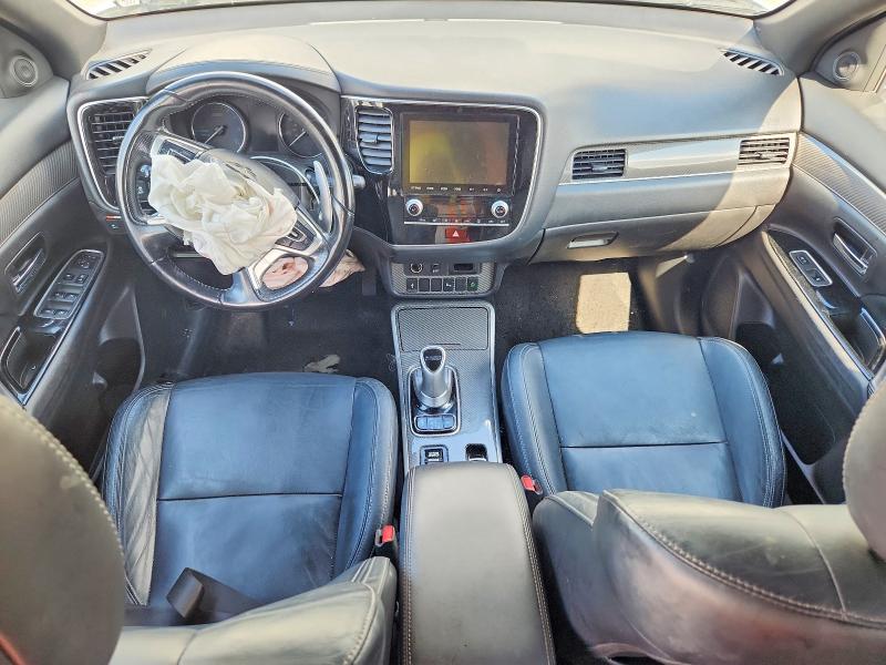 Фото 8 с аукциона – 2022 MITSUBISHI OUTLANDER с VIN JA4J2VA73NZ063548