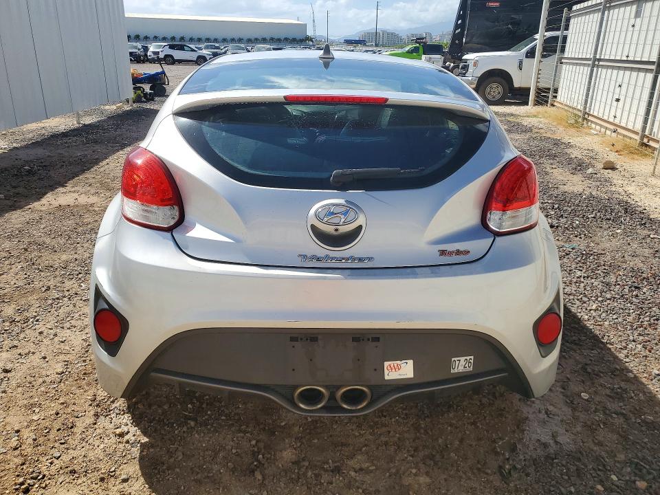 Photo 6 from auction – 2015 HYUNDAI VELOSTER with VIN KMHTC6AE8FU249208