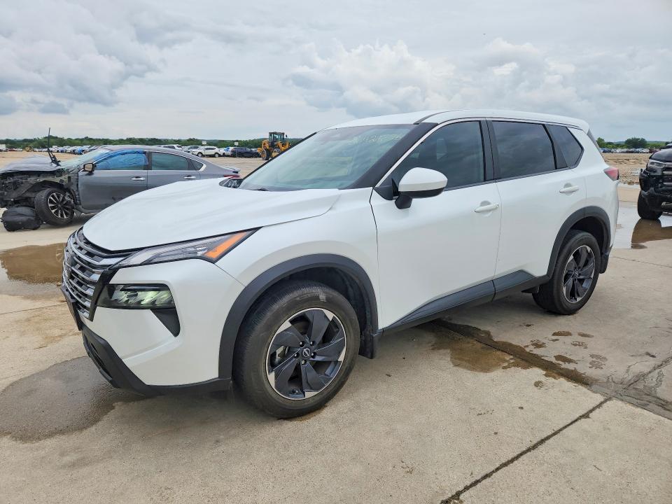 NISSAN ROGUE 2024 with VIN 5N1BT3BAXRC738726 - Photo from auction