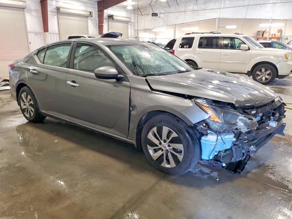 Photo 4 from auction – 2022 NISSAN ALTIMA with VIN 1N4BL4BV8NN421609