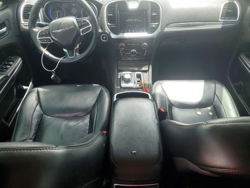 Photo 8 from auction – 2017 CHRYSLER 300 with VIN 2C3CCAAG6HH662103