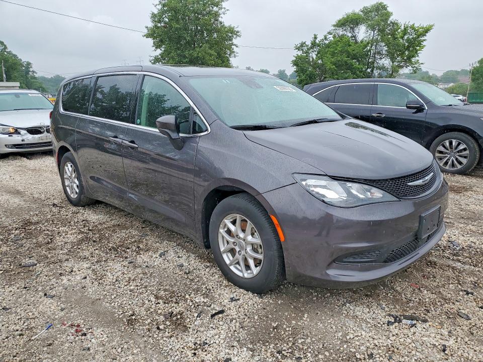 Photo 4 from auction – 2023 CHRYSLER VOYAGER with VIN 2C4RC1CG0PR606234