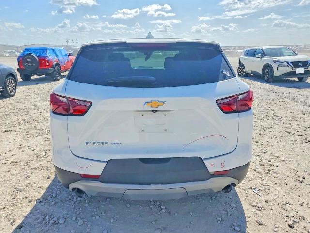 Photo 6 from auction – 2020 CHEVROLET BLAZER with VIN 3GNKBHRS3LS585750