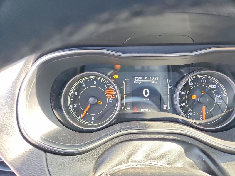 Photo 9 from auction – 2019 JEEP CHEROKEE with VIN 1C4PJLLB9KD202454