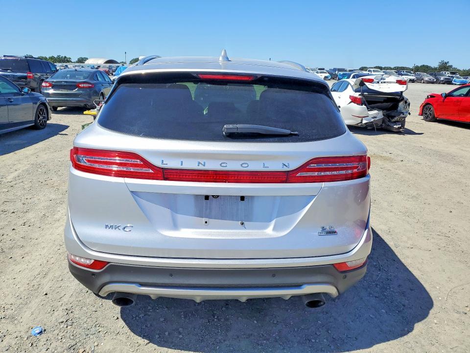Photo 6 from auction – 2015 LINCOLN MKC with VIN 5LMCJ1A93FUJ48134