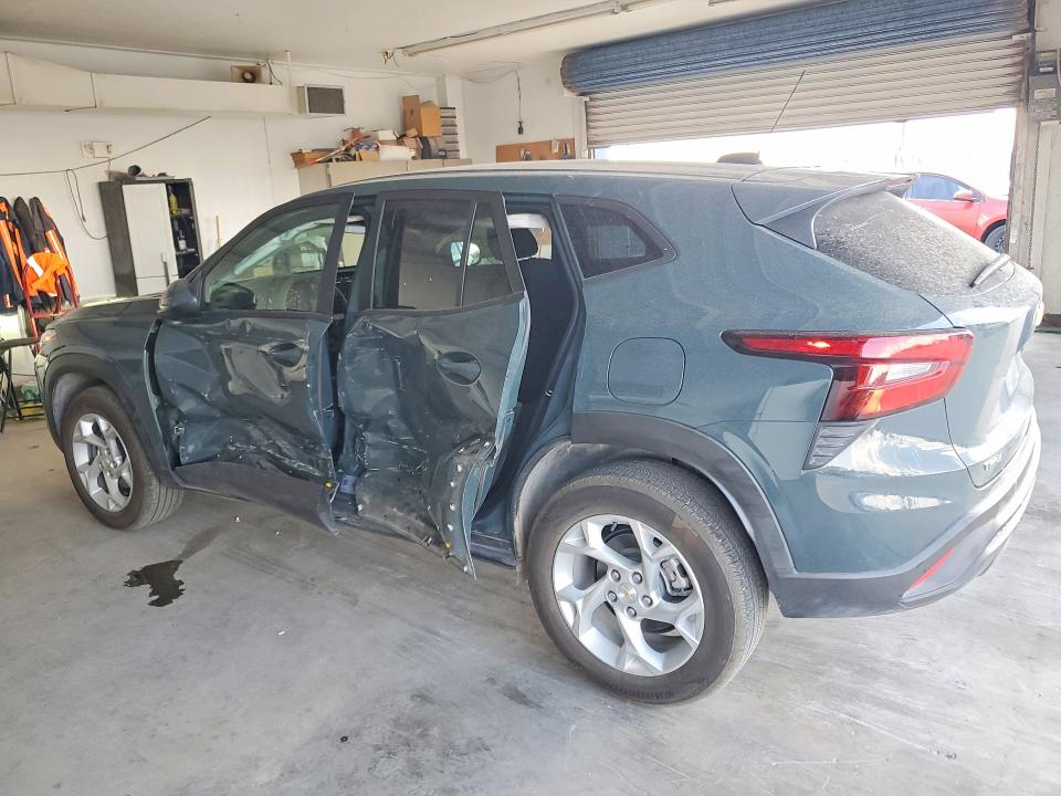 Photo 2 from auction – 2026 CHEVROLET TRAX with VIN KL77LFEP2TC121711