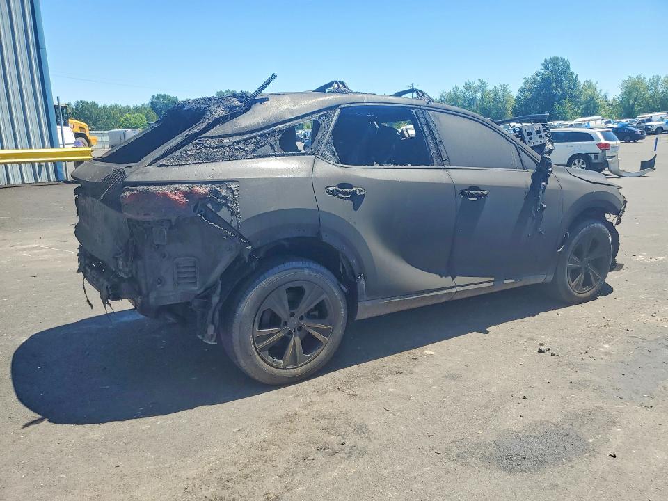 Photo 3 from auction – 2024 LEXUS RX 350 with VIN 2T2BAMCA3RC076506