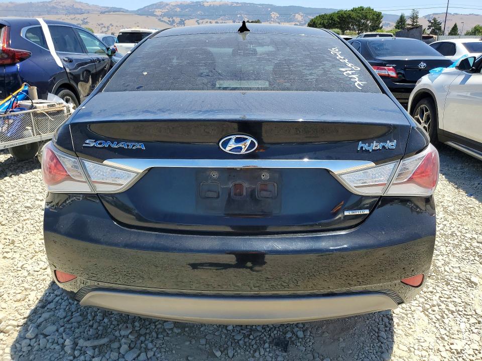 Photo 6 from auction – 2013 HYUNDAI SONATA with VIN KMHEC4A43DA097471