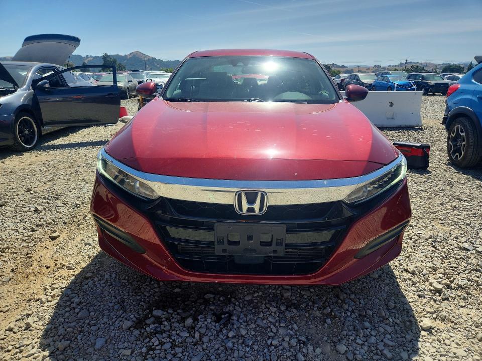 Photo 5 from auction – 2018 HONDA ACCORD with VIN 1HGCV1F18JA072145