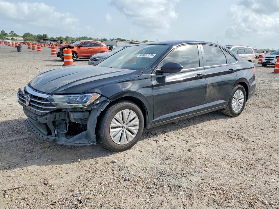 VOLKSWAGEN JETTA 2019 with VIN 3VWC57BU0KM090884 - Photo from auction