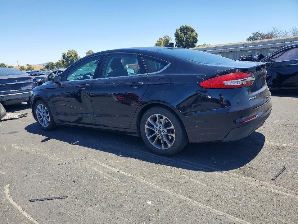 Foto 2 de la subasta – 2019 FORD FUSION con VIN 3FA6P0HD2KR284673