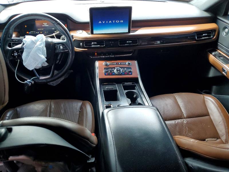 Photo 8 from auction – 2021 LINCOLN AVIATOR with VIN 5LM5J7WC0MGL18753