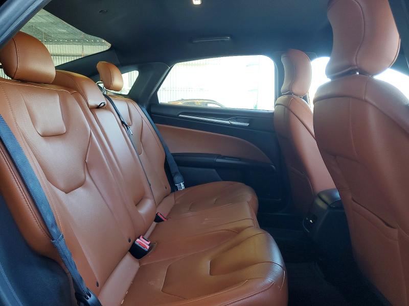Photo 10 from auction – 2019 FORD FUSION with VIN 3FA6P0SU4KR201737