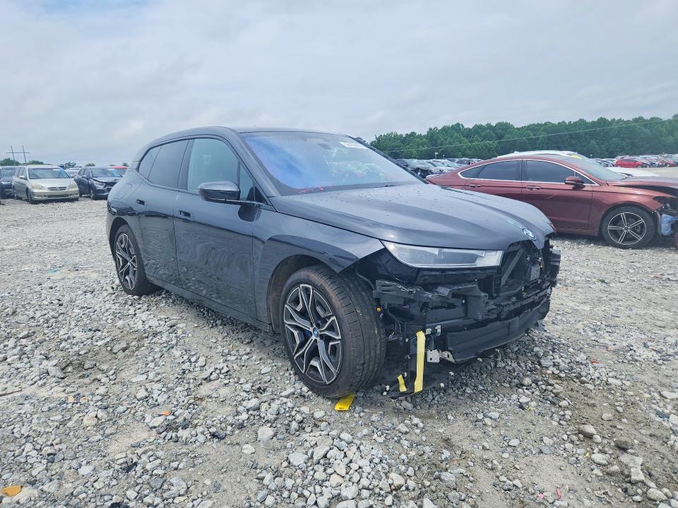Photo 4 from auction – 2025 BMW IX with VIN WB523CF04SCU06952