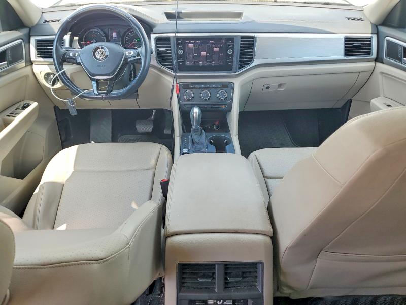 Photo 8 from auction – 2018 VOLKSWAGEN ATLAS with VIN 1V2CR2CA2JC518919