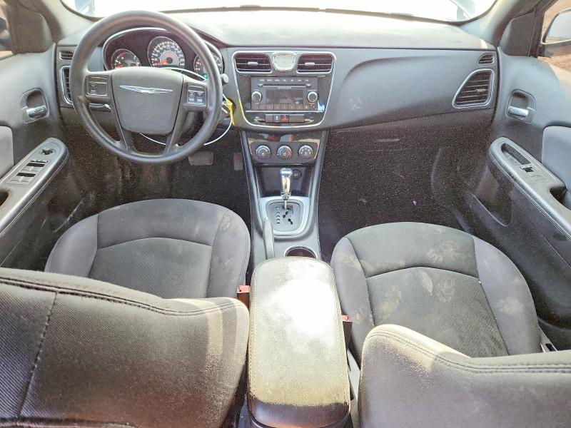 Photo 8 from auction – 2013 CHRYSLER 200 with VIN 1C3CCBAB3DN532744