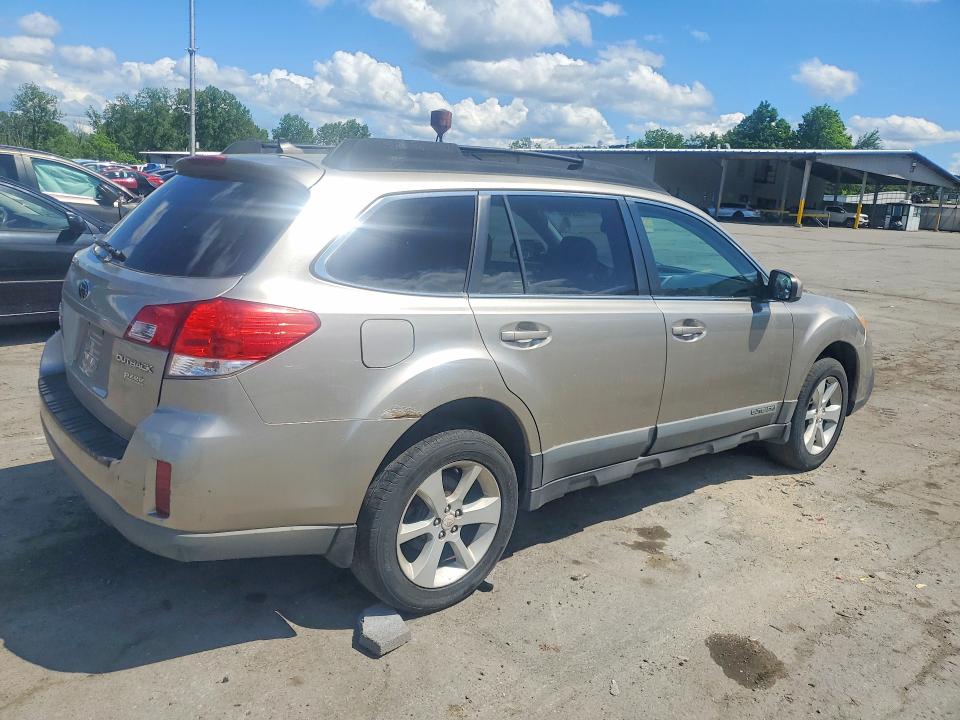 Photo 3 from auction – 2014 SUBARU OUTBACK with VIN 4S4BRBCC3E3204406