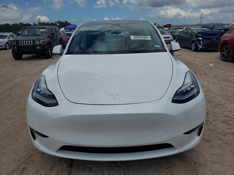 Photo 5 from auction – 2021 TESLA MODEL Y with VIN 5YJYGAEE7MF151580