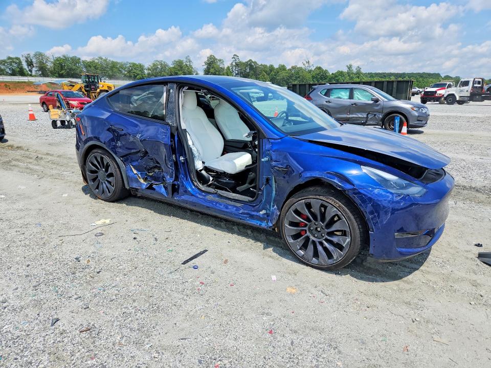 صورة رقم 4 من المزاد - 2021 TESLA MODEL Y مع VIN 5YJYGDEF9MF264604