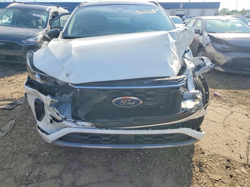 Photo 5 from auction – 2024 FORD ESCAPE with VIN 1FMCU9MN9RUA81612